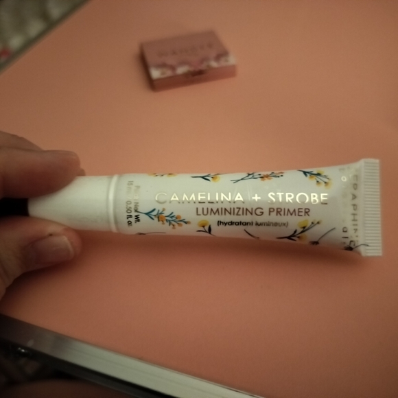 Makeup Bundle! - Picture 8 of 13